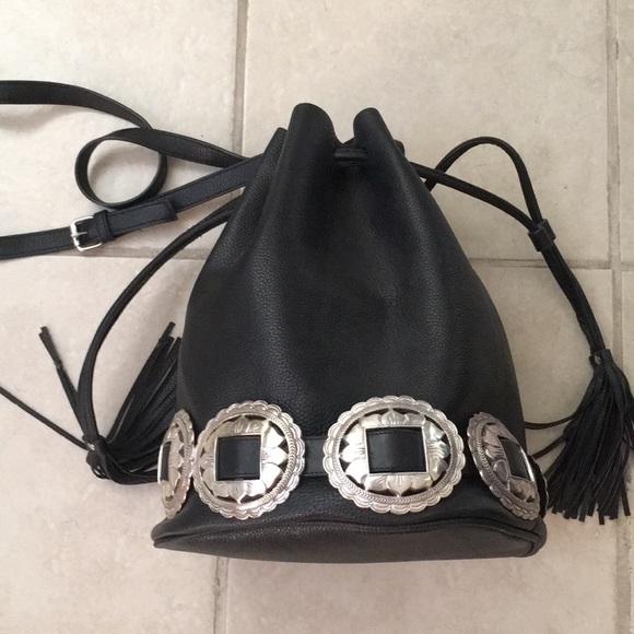 Bucket Bag - Picture 1 of 4